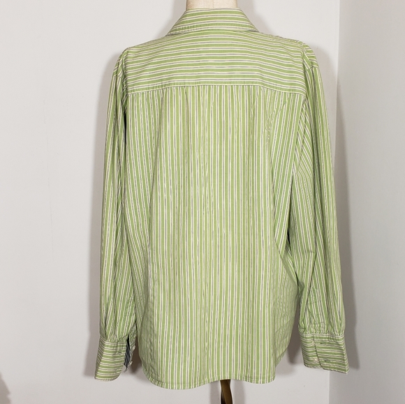 Van Heusen ladies dress shirt size XL  Green and w - Picture 6 of 6